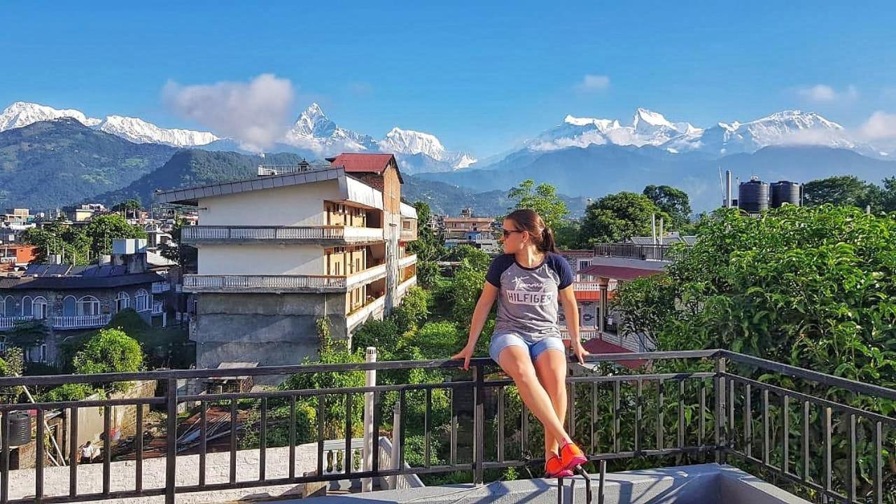 Hotel Mountain View - Lakeside Pokhara Exteriör bild