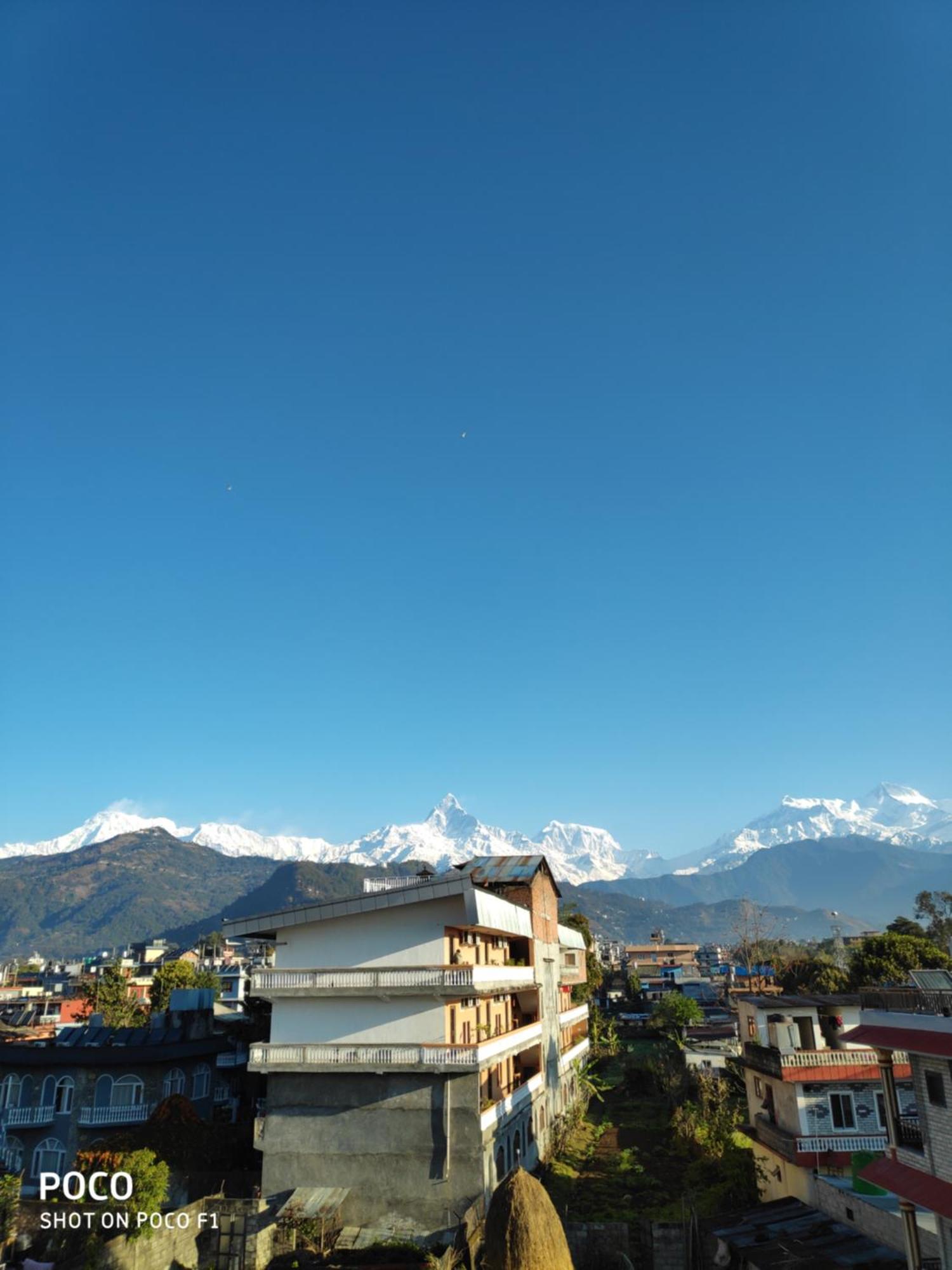 Hotel Mountain View - Lakeside Pokhara Exteriör bild