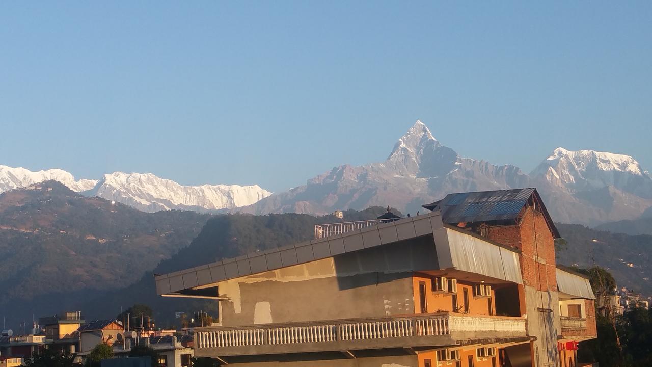 Hotel Mountain View - Lakeside Pokhara Exteriör bild