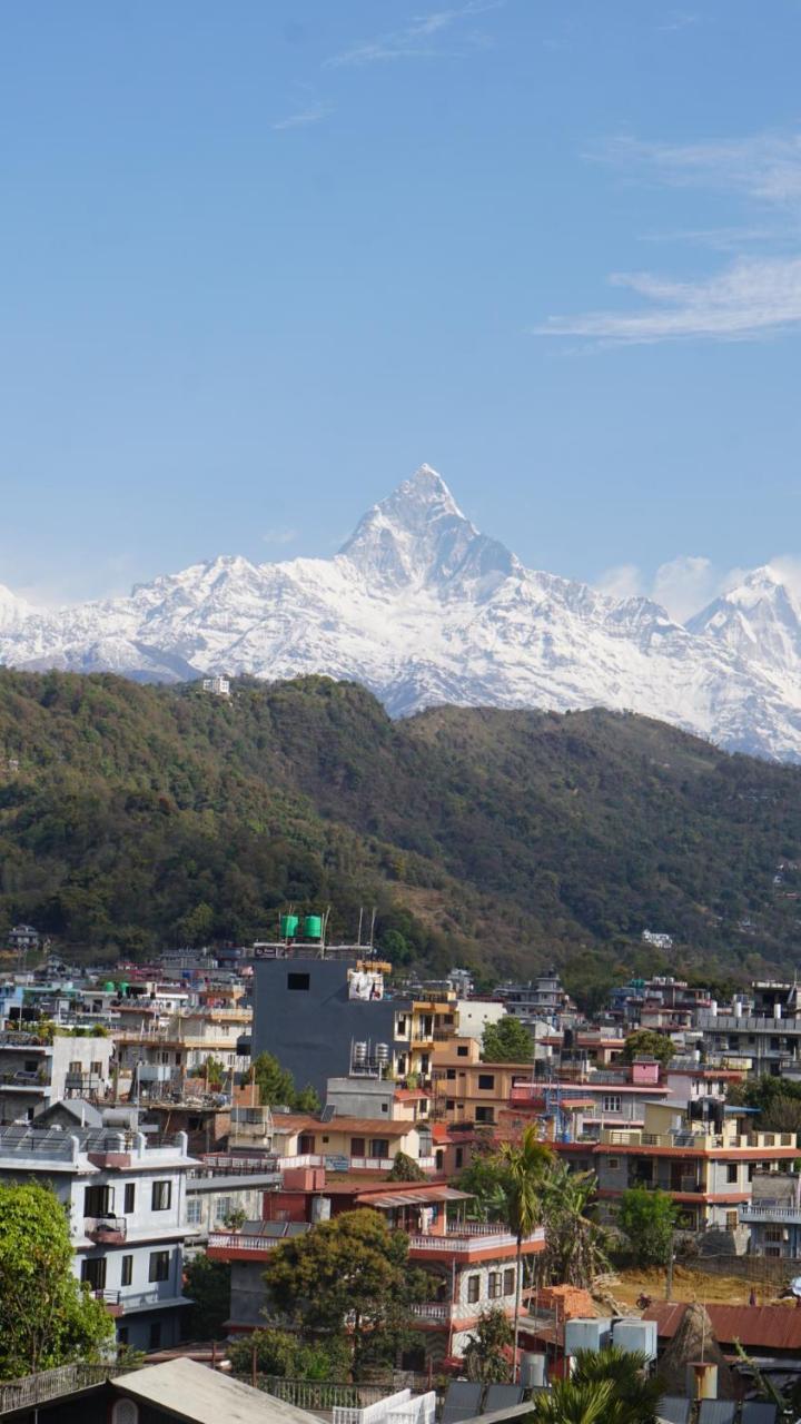Hotel Mountain View - Lakeside Pokhara Exteriör bild